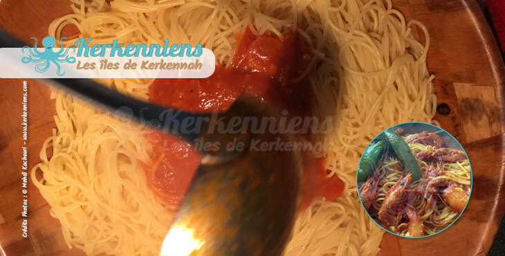 Recette de cuisine Spaghettis aux crevettes Égoutter les pâtes