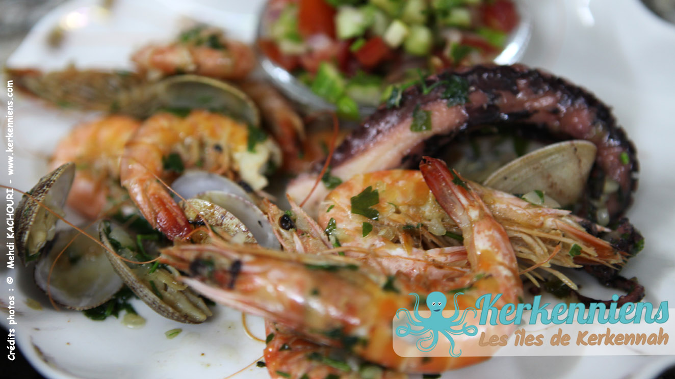 Sauté de fruits de mer et salade tunisienne, Restaurant Chez Najet, El Attaya, Kerkennah