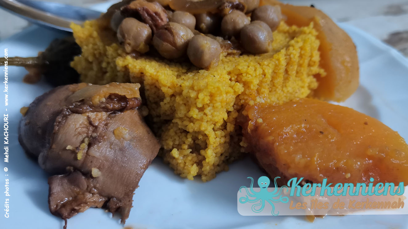 Présentation de l’assiette de couscous, noisette de potiron, pomme de terre et piment, Esskifa Traiteur, Ouled Yaneg
