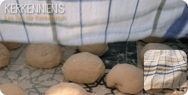 Couvrez les boule de pâte pour la Recette de cuisine Fricassé Tunisien 